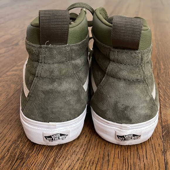 Vans SK8-HI Green Suede Scotchguard w/Faux Fur Lining, Size 11Womens/9.5Mens - Picture 3 of 7